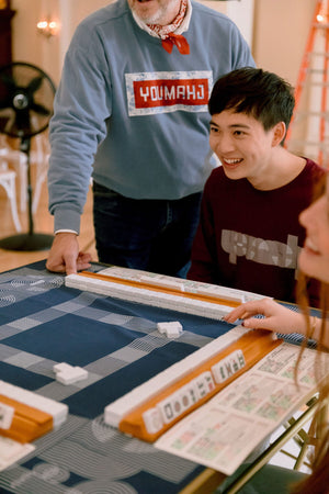 Teaching a beginner how to play American Mahjong